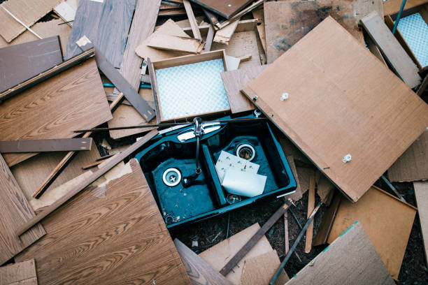 Property Management Cleanouts in Oak Hills Place, LA